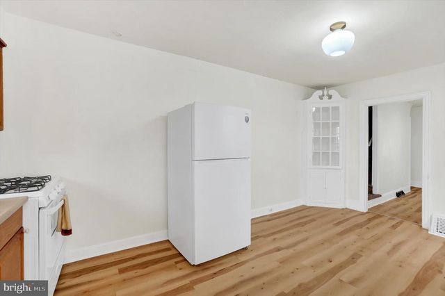 1147 E KING ST, York, PA 17403