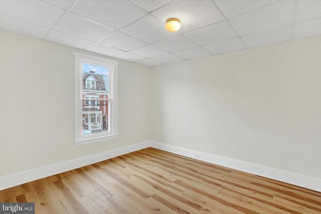 1147 E KING ST, York, PA 17403