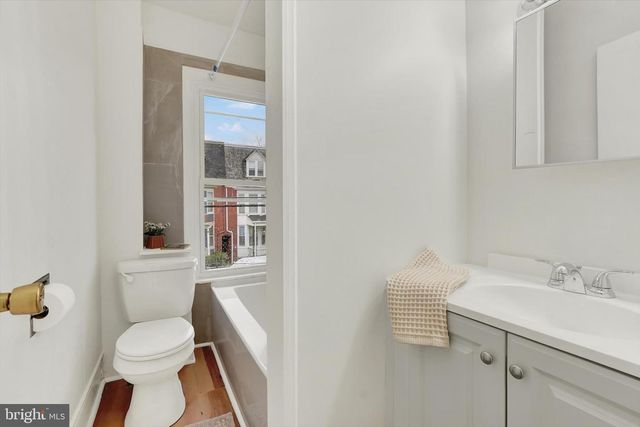 1147 E KING ST, York, PA 17403