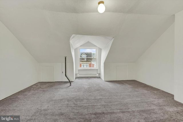 1147 E KING ST, York, PA 17403