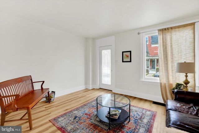 1147 E KING ST, York, PA 17403