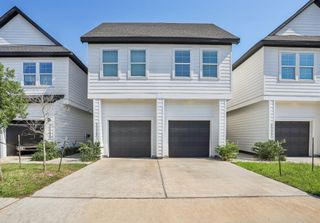 3225 Real Street A/B, Houston, TX 77087