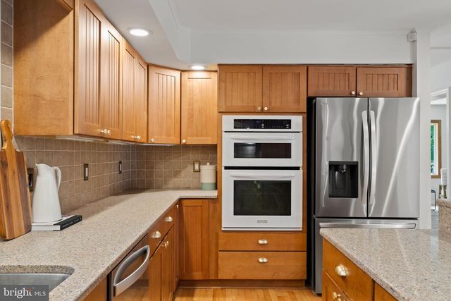 3525 W SCHOOL HOUSE LN, Philadelphia, PA 19129