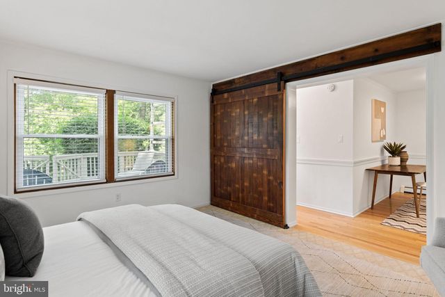 3525 W SCHOOL HOUSE LN, Philadelphia, PA 19129