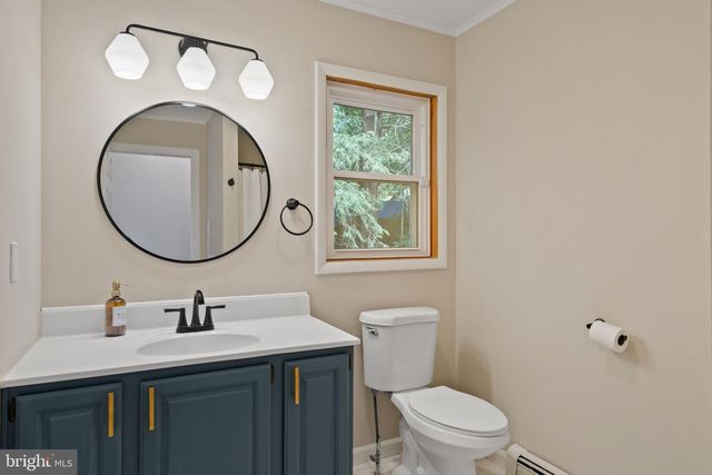 3525 W SCHOOL HOUSE LN, Philadelphia, PA 19129