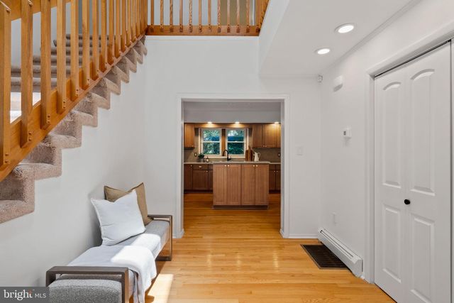 3525 W SCHOOL HOUSE LN, Philadelphia, PA 19129