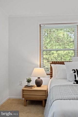 3525 W SCHOOL HOUSE LN, Philadelphia, PA 19129