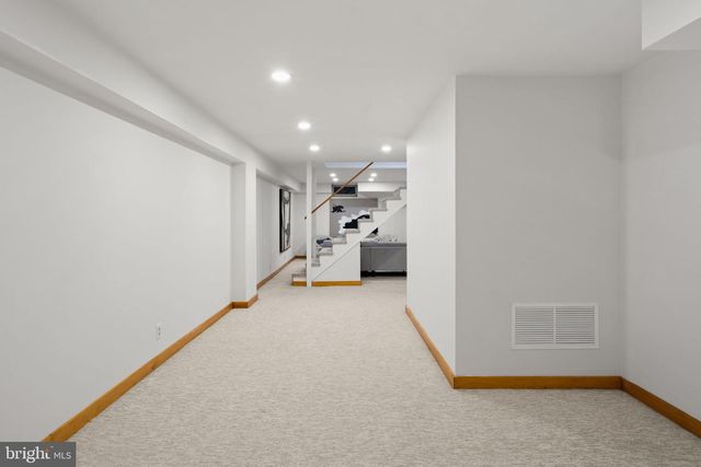 3525 W SCHOOL HOUSE LN, Philadelphia, PA 19129
