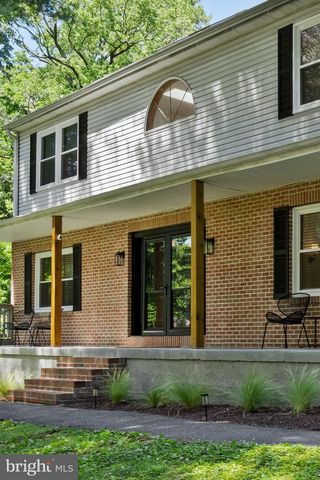 3525 W SCHOOL HOUSE LN, Philadelphia, PA 19129