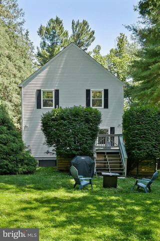 3525 W SCHOOL HOUSE LN, Philadelphia, PA 19129