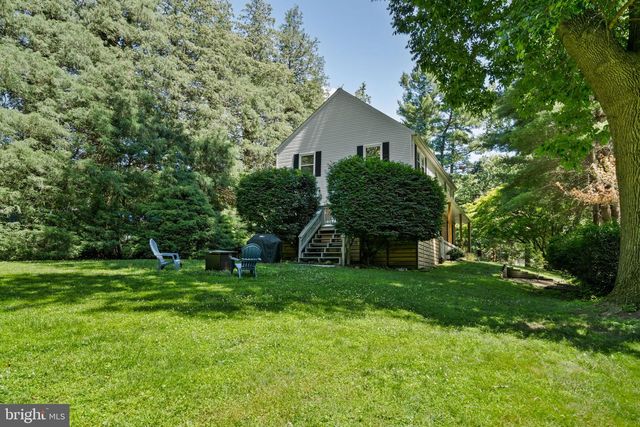 3525 W SCHOOL HOUSE LN, Philadelphia, PA 19129