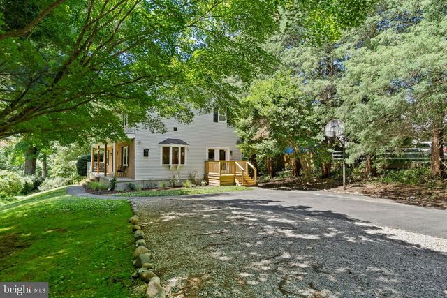 3525 W SCHOOL HOUSE LN, Philadelphia, PA 19129