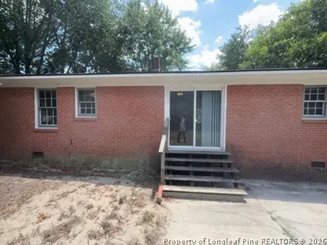 5435 S Sumac Circle, Fayetteville, NC 28304