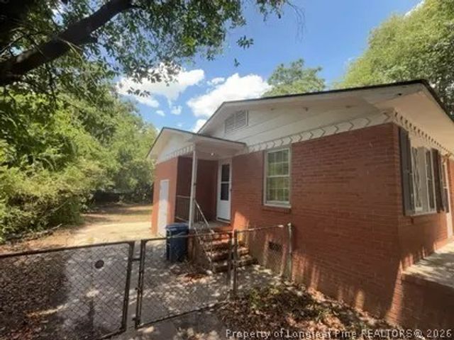 5435 S Sumac Circle, Fayetteville, NC 28304