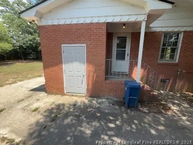 5435 S Sumac Circle, Fayetteville, NC 28304