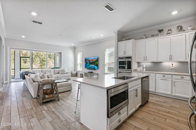 571 CARIBBEAN Place, St. Johns, FL 32259