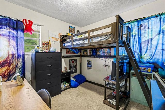 1040 NW 10th Street, Moore, OK 73160