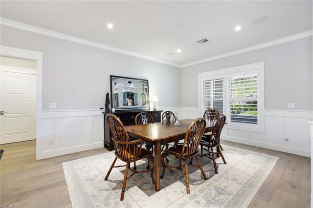 444 2nd AVE N, Naples, FL 34102