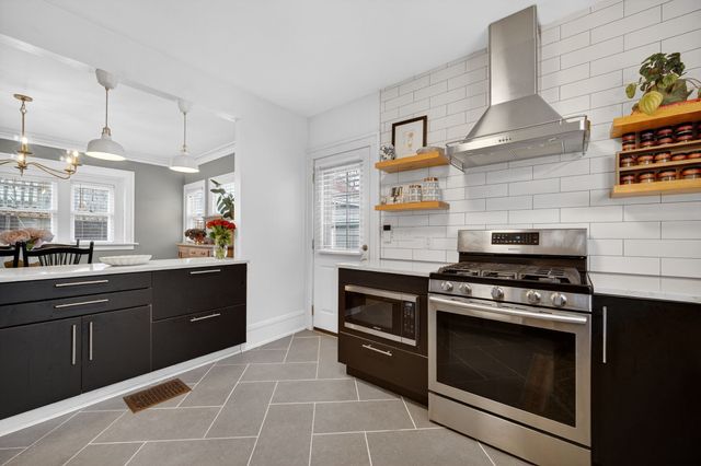 3621 Woodland Avenue, Des Moines, IA 50312