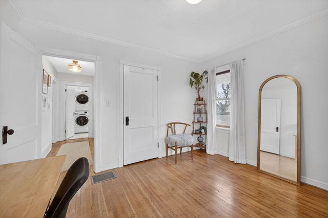 3621 Woodland Avenue, Des Moines, IA 50312