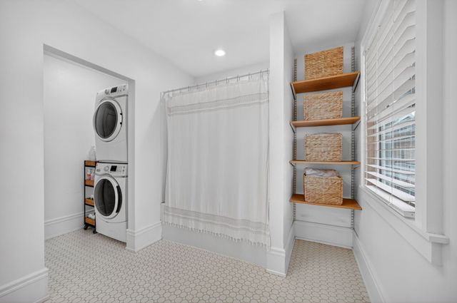 3621 Woodland Avenue, Des Moines, IA 50312