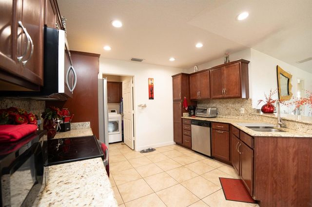 67 El Camino Real, Port St. Lucie, FL 34952