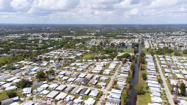 67 El Camino Real, Port St. Lucie, FL 34952