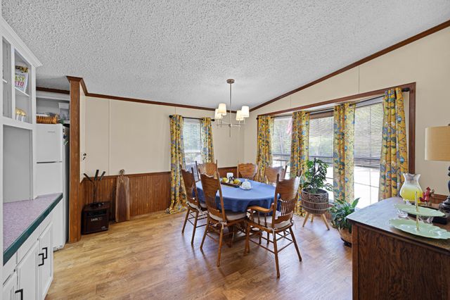 156 Chuckwood Dr, Springville, TN 38256