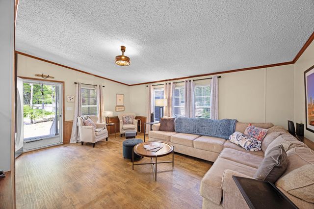 156 Chuckwood Dr, Springville, TN 38256