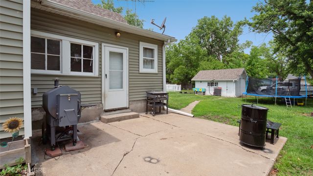 409 W Filmore Street, Winterset, IA 50273