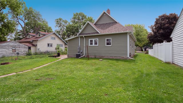 409 W Filmore Street, Winterset, IA 50273