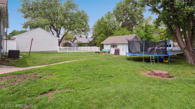 409 W Filmore Street, Winterset, IA 50273