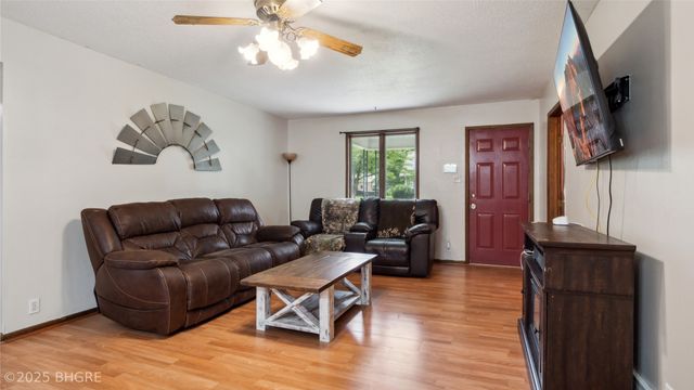 409 W Filmore Street, Winterset, IA 50273