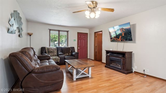 409 W Filmore Street, Winterset, IA 50273