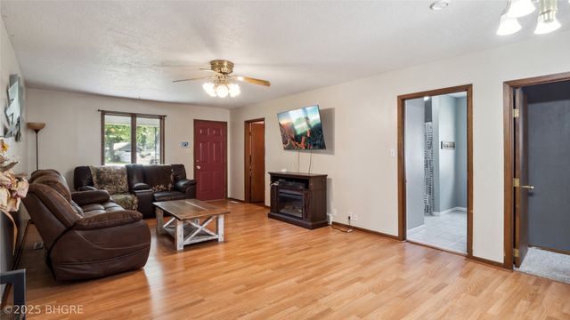 409 W Filmore Street, Winterset, IA 50273