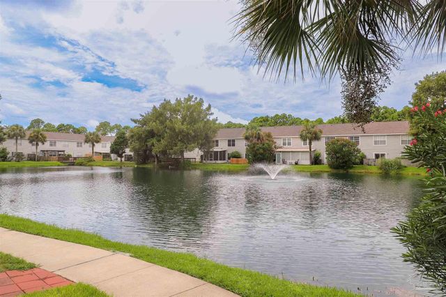 1342 Tiger Lake Dr, Gulf Breeze, FL 32563