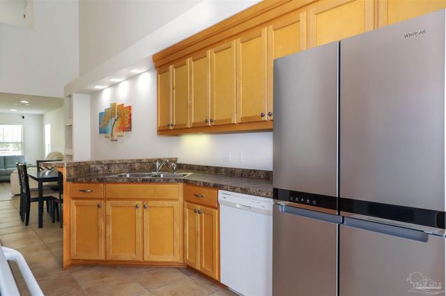 1342 Tiger Lake Dr, Gulf Breeze, FL 32563