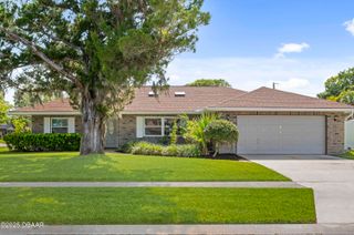 1982 Menger Circle, South Daytona, FL 32119
