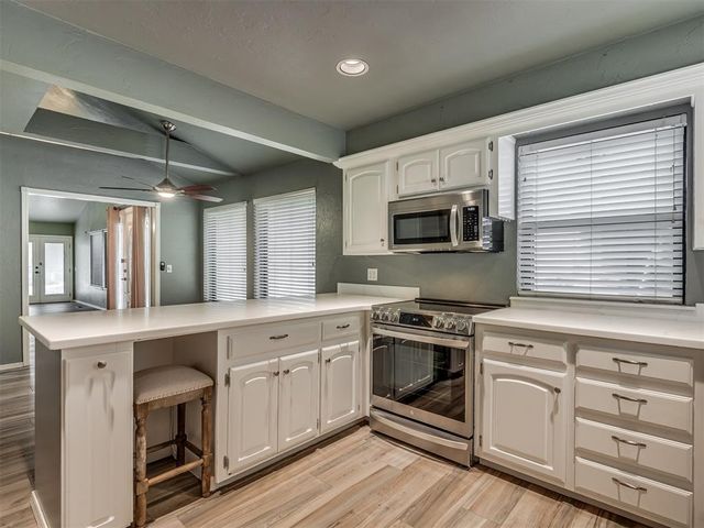 9923 Hefner Village Place, Oklahoma City, OK 73162