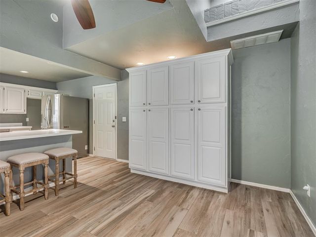 9923 Hefner Village Place, Oklahoma City, OK 73162