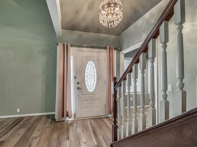 9923 Hefner Village Place, Oklahoma City, OK 73162