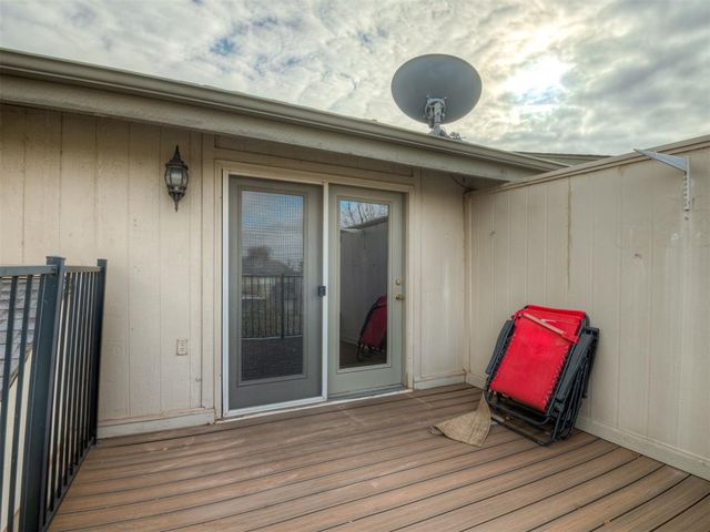 9923 Hefner Village Place, Oklahoma City, OK 73162