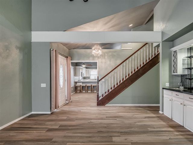 9923 Hefner Village Place, Oklahoma City, OK 73162