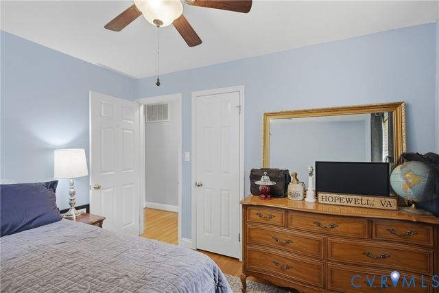 616 Pinehurst Ave, Colonial Heights, VA 23834