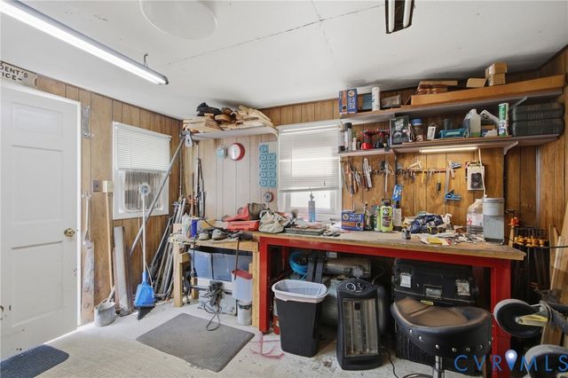 616 Pinehurst Ave, Colonial Heights, VA 23834
