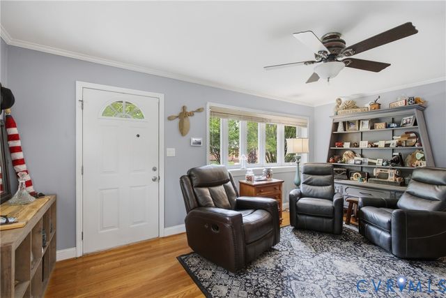 616 Pinehurst Ave, Colonial Heights, VA 23834