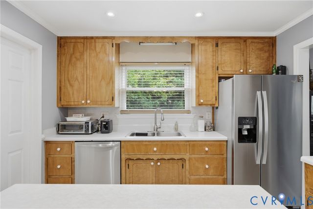 616 Pinehurst Ave, Colonial Heights, VA 23834