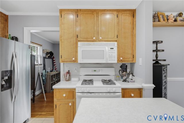 616 Pinehurst Ave, Colonial Heights, VA 23834