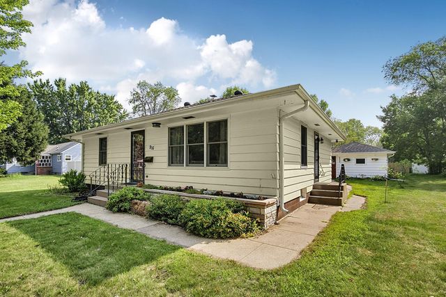 916 River Avenue S, Sauk Rapids, MN 56379