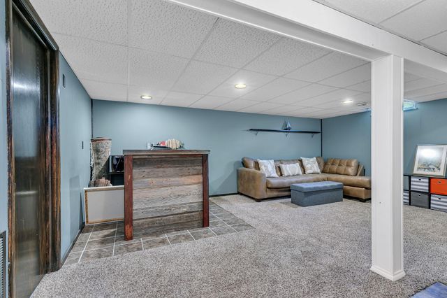 916 River Avenue S, Sauk Rapids, MN 56379